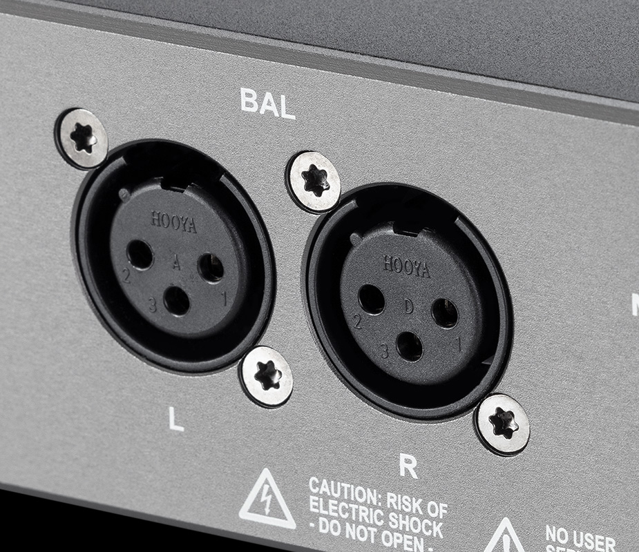 Balanced and Single-Ended Outputs