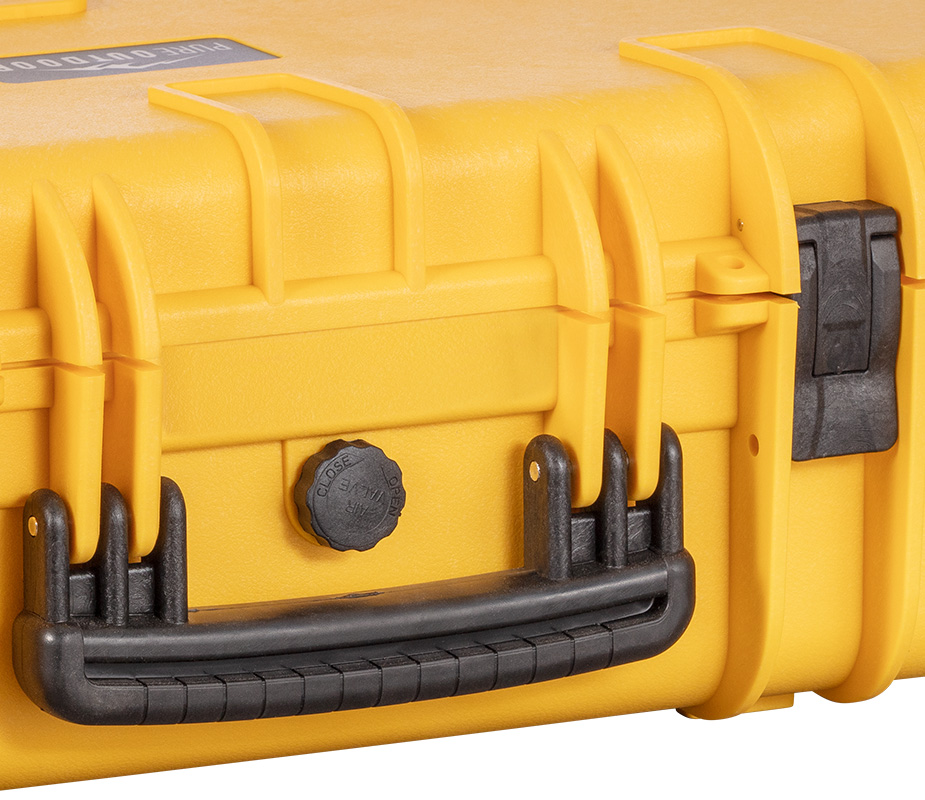 Y9TRVNZ AxiGear Waterproof/Airtight Hard Case with DIY Customizable Foam  Insert 19 x 14 x 8in (Yellow)